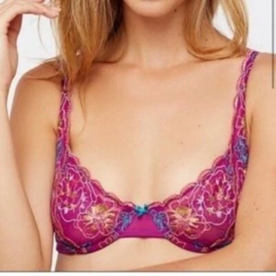 Sujetador Free People con aros de encaje bordado floral 34DD fucsia y multicolor Foto 1 de 4