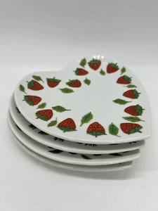 4 Williams Sonoma La Mure Chene Heart Shape Berry Plates Candy Dessert Appetizer - Picture 1 of 10