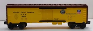 Lionel 6-9811 O Gauge SP/UP FARR Pacific Fruit Express Reefer Car #9811 LN - Picture 1 of 2
