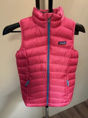 Жилет пуховик для девочек Patagonia пурпурный большой 12 - Изображение 1 из 4