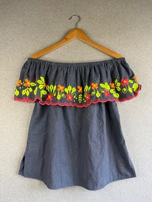 Mexican Artisan Top Womens M Handmade Floral Embroidery Boho Flutter Festival - Image 1 of 4