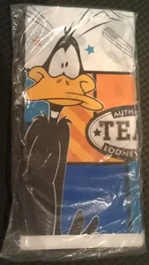 VTG Looney Tunes Team Sports 1997 Paper Table Cover Birthday Party Daffy Duck - Picture 1 of 4