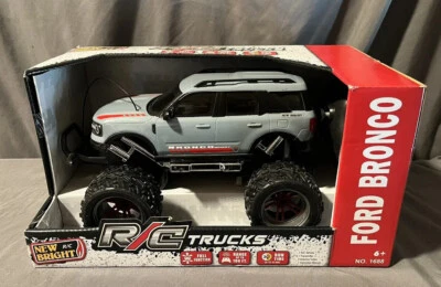 Nuevo Bright R/C Ford Bronco todoterreno radio control/camión remoto. Alcance de 100 pies. Nuevo Foto 1 de 4