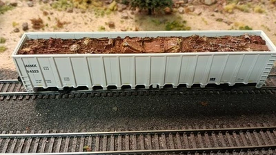 Hay Brothers  CRUSHED  1940'S AUTO LOAD - Fits Otter Valley NSC 6400 Gondolas - Image 1 of 4