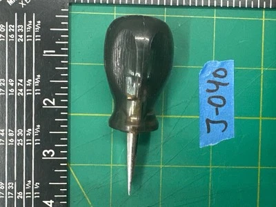 Black & Decker 3.5" Stubby Flat Screwdriver SSD1 Original Black Handle W-Germany - Image 1 of 2