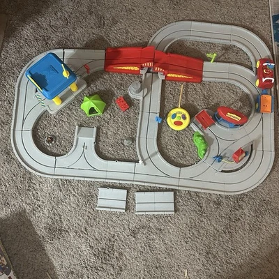 Fisher Price Sesame Street Elmo’s 1999 de colección radio control carretera *funciona* leer Foto 1 de 4