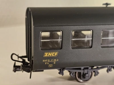 HO | SNCF RARE LS Models B⁸tz Voiture Express Vert | Échelle 1:87 - Photo 1/4