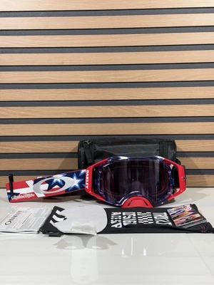 Gafas Oakley Airbrake MX Moto Rojo Blanco Azul - Lente con poca luz Foto 1 de 4