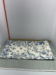 92” Long Table Runner – Blue & White Floral Botanical Birds Pattern – Farmhouse - Picture 1 of 1