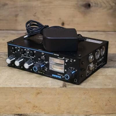 Mezclador estéreo portátil de campo Shure FP33 3 entradas 2 salidas FP-33 U258484 Foto 1 de 4