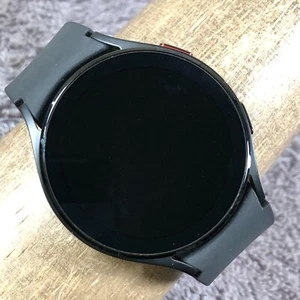 Montre connectée numérique Samsung Galaxy homme MIL-STD-210G aluminium 43 mm 8 1/4" non testée - Photo 1 sur 15