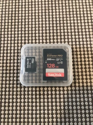 128GB闪迪和256MB Micro SD  — 第 1/4 张图片