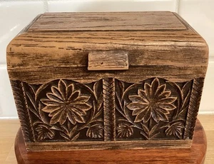 Vtg MCM Plastic Mold Wood Look Recipe Card Box Notecards Lerner Melville NY - Picture 1 of 12