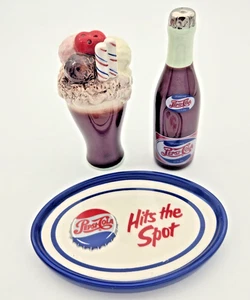 Pepsi-Cola Heritage Collection "Hits The Spot" Salt and Pepper Shakers 2007 - Picture 1 of 5