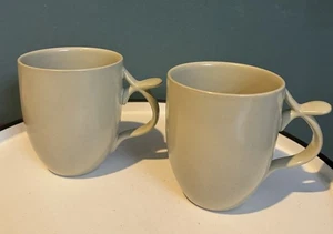 Paar LINDT STYMEIST Japan STEINZEUG EICHEL OMAS TASSE Kaffee Tee Tassen in Sand - Bild 1 von 6