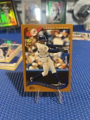 2002 Topps Alfonso Soriano Rookie Gold Cup Yankees Baseball Card #95 - Image 1 of 4