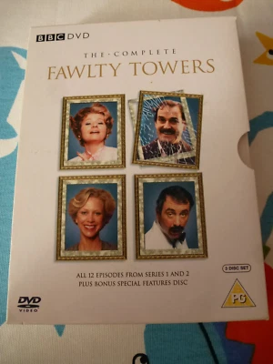 FAWLTY TOWERS THE COMPLETE FAWLTY TOWERS 2005 BBC DVD BOXSET REGION 2 UK PAL - Image 1 of 4