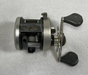 Browning Syntec St200 Baitcaster - Picture 1 of 4