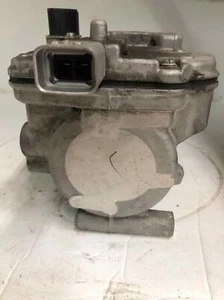 2010-2012 Toyota Prius AC Compressor OEM Tested Blows Cold DU 7th & 8th of vin - Picture 1 of 4