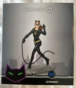 Dept. 56 DC Comics Village Batman Cat woman Catwoman Figurine New - Picture 1 of 4