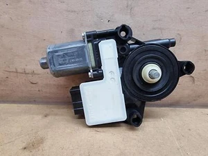 VOLKSWAGEN POLO MK6 A06 17-21 DRIVERS FRONT RIGHT DOOR WINDOW MOTOR 2Q2959881C - Picture 1 of 15