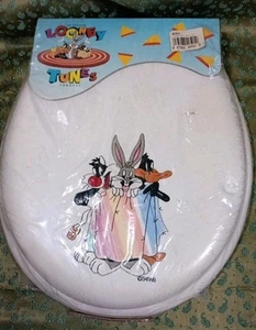 Looney Tunes Padded toilet seat - Picture 1 of 4