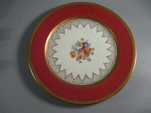 Placa Rosenthal 10-3/4" con borde rojo en relieve oro floral Baviera - Imagen 1 de 5