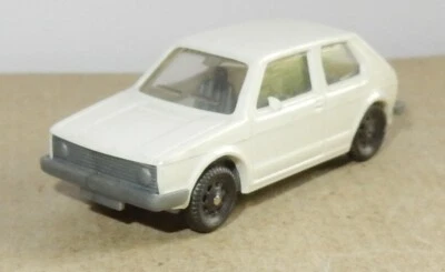 MICRO FLEISCHMANN HO 1/87 VOLKSWAGEN GOLF BLANCHE CHASSIS GRIS no box Foto 1 de 3