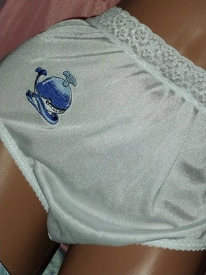 DE COLECCIÓN SEDOSO NYLON BALLENA LTD VIDA MARINA ENCAJE CINTURA SISSY PIERNA ALTA BRAGAS 9 AZULES Foto 1 de 4