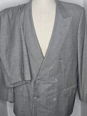 Traje de lana Corneliani 54 EU 44R gris ojo de pájaro doble pecho Italia 2 piezas Super 100 Foto 1 de 4