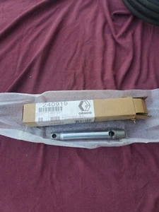 Graco 240919 Piston Rod Replacement Genuine Part - Picture 1 of 3