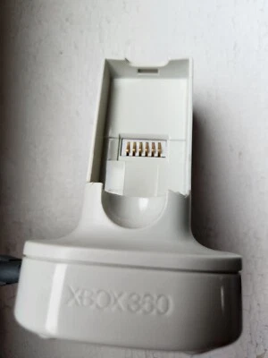 Microsoft XBox 360 V85 Quick Charge Kit Battery Charger with Cord *Not Tested* - Image 1 of 4
