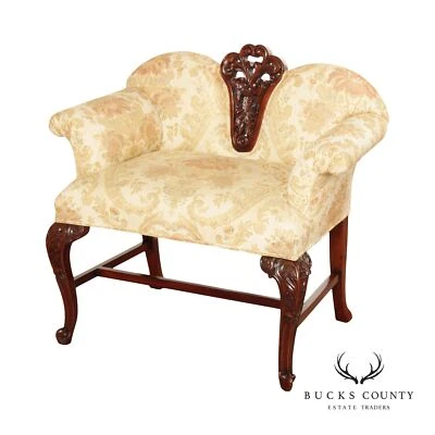 Sofá pequeño tapizado personalizado estilo victoriano francés de calidad Foto 1 de 4