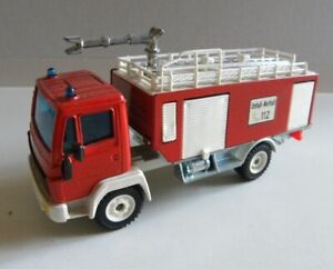 1/43 camion pompier canon à eau SIKU MERCEDES TLF 24/50 sans boite