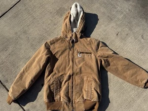 Youth Carhatt Sherpa Lined Jacket Size Medium 8/10 - Picture 1 of 4