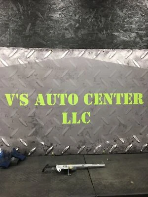 2007 Mercedes  CLK550 Front Right Seat Belt Feeder Motor OEM - Image 1 of 4