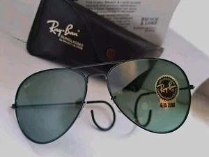 So Rare Misterious 14k Black Aviator RAY BAN B&L Lens+ GOLD Written -Wrap - Foto 1 di 21