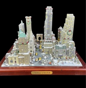 Rare Danbury Mint Christmas In New York Cityscape Diorama Detailed Display Read - Picture 1 of 14