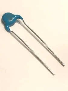 CONDENSADORES DE CERÁMICA MURATA 220pF 250Vac X1Y1 de0807b221kh kh221k (x10) bsa3ea - Imagen 1 de 2
