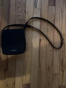 Guess Black Purse - Picture 1 of 1