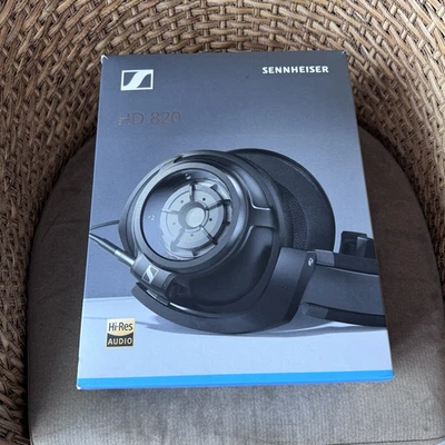 Sennheiser HD 820 Over-Ear Closed-back High-Res Headphones - Black, High End - Image 1 of 4