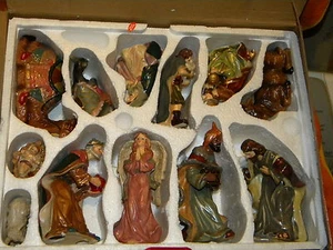JUEGO DE 12 PIEZAS NATIVIDAD BEBÉ JESUS MARY JOSEPH ÁNGEL SABIO PASTOR BURRO VACA CAMELLO - Imagen 1 de 10