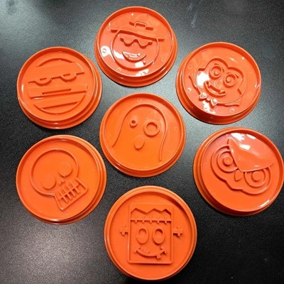 Pampered Chef #1598 Juego de Cortador de Galletas de Halloween – 7 Moldes Naranja Apilables – Retirado Foto 1 de 4