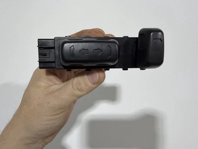 Interruptor de control de ajuste de asiento eléctrico del lado del conductor OEM HYUNDAI SANTA FE SPORT 2013-18 Foto 1 de 4