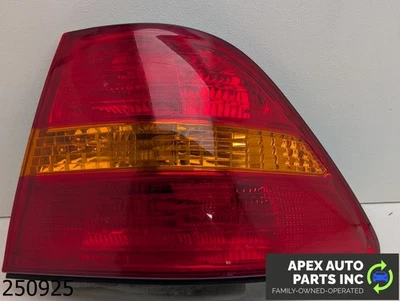 原始设备制造商 2001 - 2003 雷克萨斯 LS 430 4.3L 外角尾灯右乘客 — 第 1/4 张图片