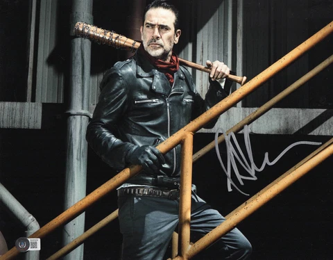 JEFFREY DEAN MORGAN WALKING DEAD SIGNED 11X14 PHOTO AUTOGRAPHED BECKETT BAS COA Cover