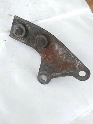 Soporte silenciador escape bmw 325ix e30  Foto 1 de 4