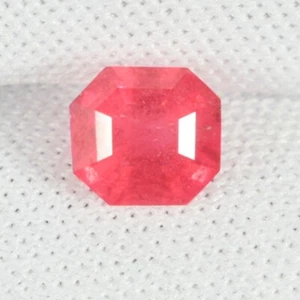 0,93 ct ULTRA SELTENER MASSIVER LEUCHTENDER FEINROTER NATÜRLICHER RHODONIT siehe Vdo 1. - Bild 1 von 2