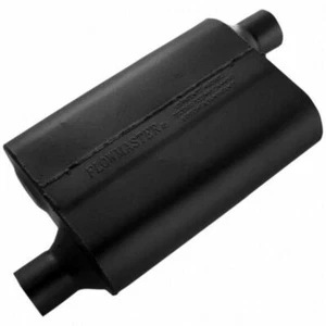 Flowmaster 40 Series 2.25" In/Out Offset Aggressive Chambered Universal Muffler - Picture 1 of 3