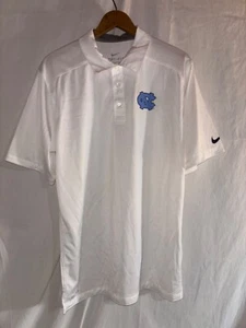 North Carolina Tar Heels Nike Dri-Fit Polo Golf Shirt Men’s S NWOT Basketball - Picture 1 of 3